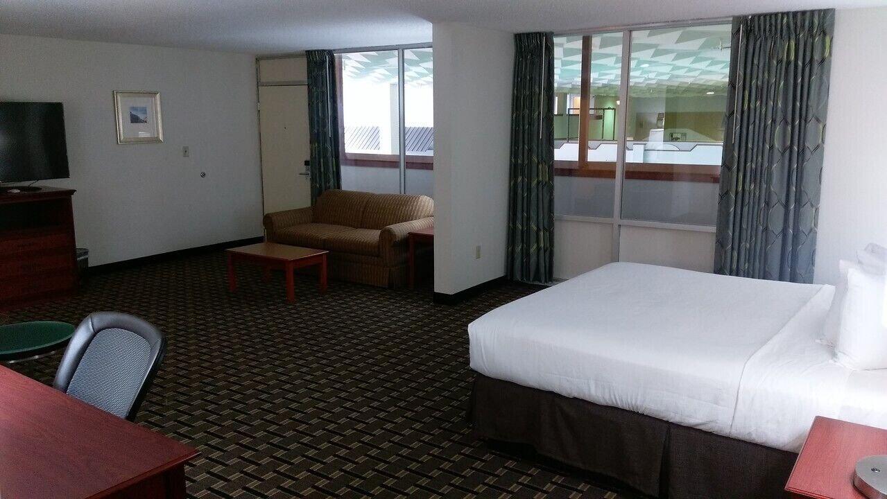 C3 Hotel And Convention Center Hastings Zewnętrze zdjęcie