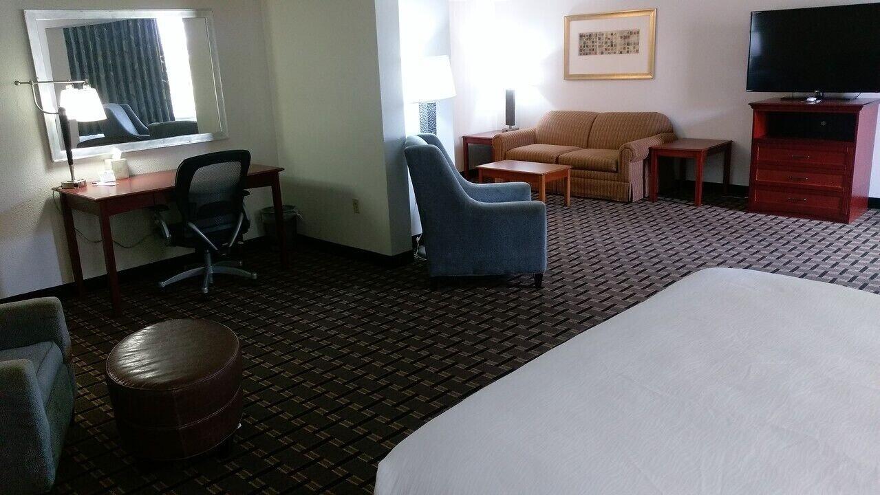 C3 Hotel And Convention Center Hastings Zewnętrze zdjęcie