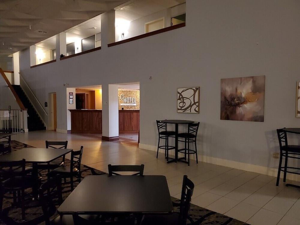 C3 Hotel And Convention Center Hastings Zewnętrze zdjęcie